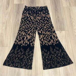 Stylish Victoria Brand Black and Tan Women's Flared Pants